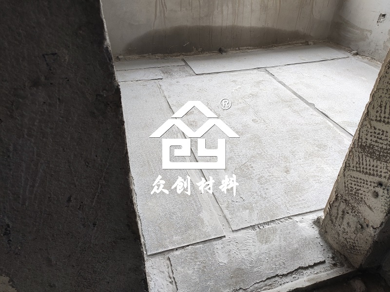 改性聚丙(bǐng)烯保溫隔聲(sheng)闆施工現場(chang)